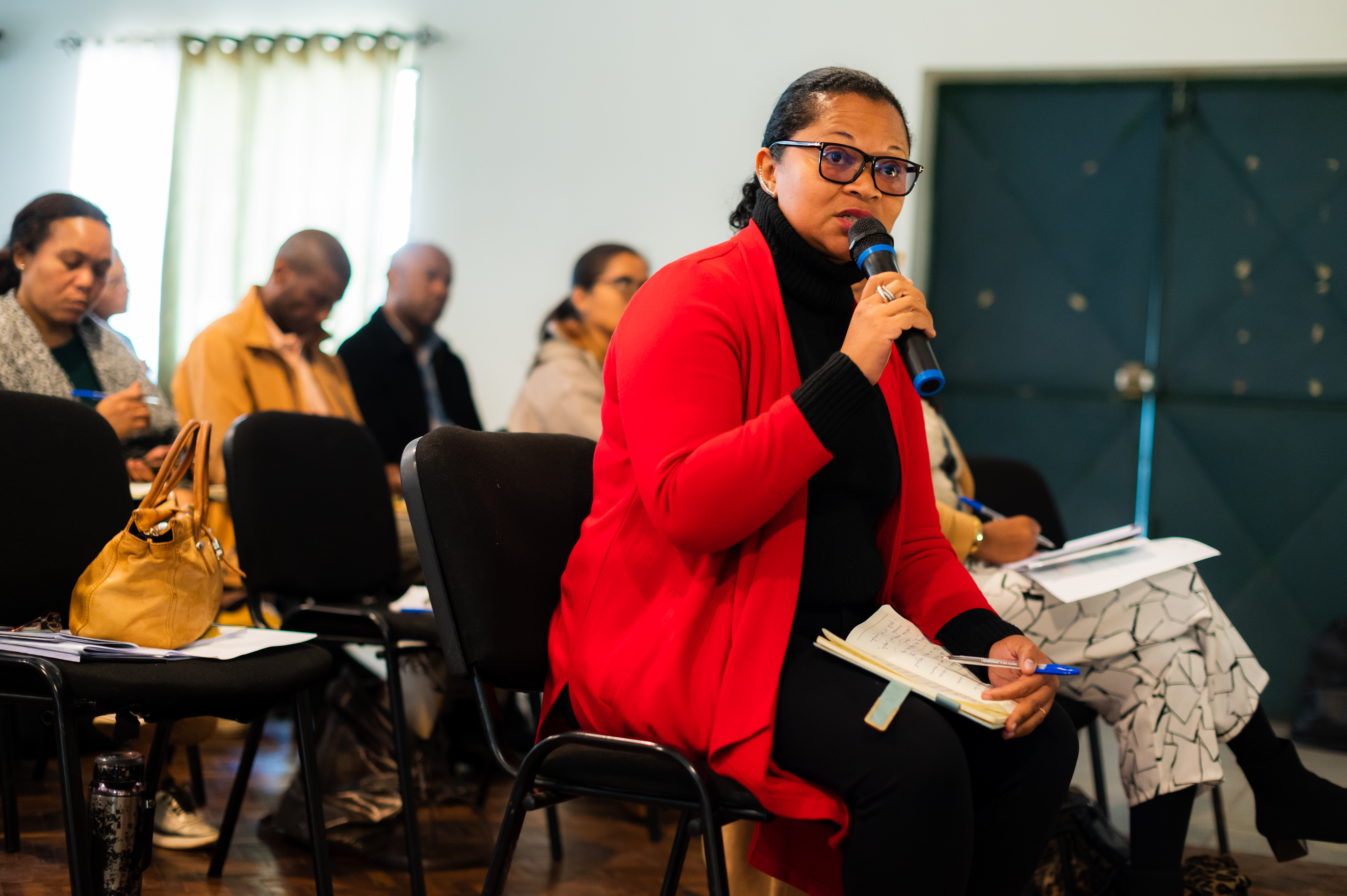 Madame la DAPRNE ouvre l’atelier avec un discours marquant sur la mise à jour des outils de gestion des Aires Protégées vers une gestion plus efficace et durable
